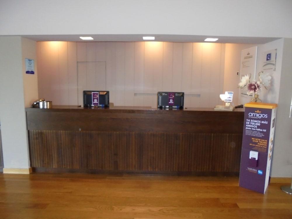 โรงแรมพารากอร์ เดอ อาร์โกมานิซ Argomaniz ภายนอก รูปภาพ